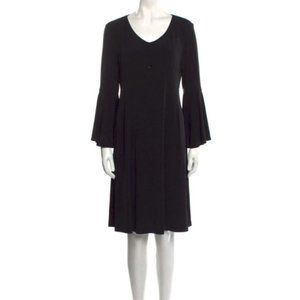 Vicky Tiel black v neck bell sleeve dress size 1X